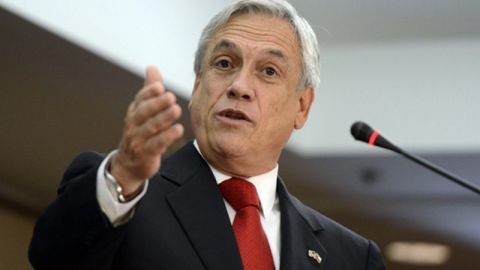 Чили суди мамлакат президентини қурилиш ишларида йўл қўйган хатоси учун жаримага тортди