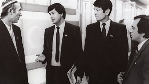 Karim Bahriyev: O‘zbekistonning birinchi parlamenti aksariyat faol a’zolari mamlakatni tark etgan, qamoqqa tashlangan, bedarak yo‘qolgan yoki sirli ravishda vafot etgan