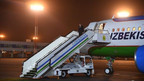 Shavkat Mirziyoyev Samarqanddan Toshkentga qaytib keldi