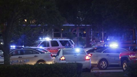 AQShda noma’lum erkak avtobus bekatida otishma uyushtirdi