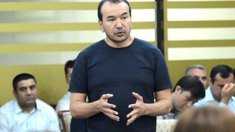 Davlat tashkilotlarining oldida san’atkorlarning hurmati bormi? Ozodbek Nazarbekov javob berdi (video)