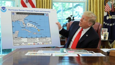 Tramp “Dorian” to‘fonining noto‘g‘ri xaritasi bilan amerikaliklarni qo‘rqitib yubordi