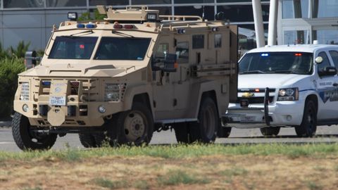 Texasdagi ikki shaharda odamlarga qarata tartibsiz o‘t ochildi. Besh kishi o‘ldi, 20 dan ortiq odam jabrlandi