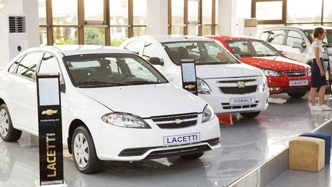 Xalq ta’limi vazirligi Spark va Lacetti sotib olish niyatidagi o‘qituvchilar muammosini hal qildi