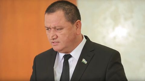 Видео: Шуҳрат Ғаниев Президентдан ва сенаторлардан ўтиниб кечирим сўради