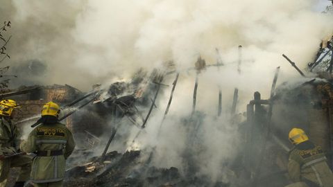Bo‘kada molxona yonib ketdi. Jarohatlanganlar va qurbonlar yo‘q