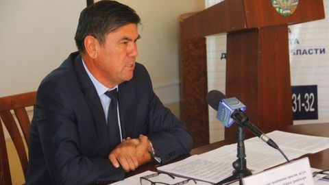Тошкент вилояти ҳокими: «Пахтани 10 кун кеч териб олсак ҳам, ижтимоий соҳа ходимлари теримга олиб чиқилмайди»