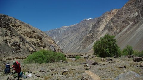 Tojikiston parlamenti kumush qazib olishni Xitoy kompaniyasiga topshirilishiga ruxsat berdi
