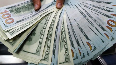 Urgutda qalbaki dollarni sotishga uringan shaxs qo‘lga olindi