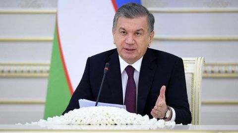 Shavkat Mirziyoyev jamoatchilik nazorati va fuqarolarning faolligini oshirishga doir qarorni imzoladi