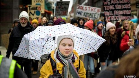 Greta Tunberg Shimoliy kengashning 52 ming dollar miqdoridagi mukofotidan voz kechishga qaror qildi