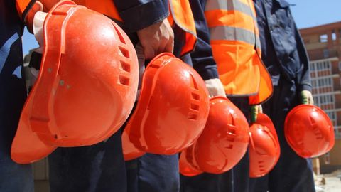 Chet elda ishlayotgan O‘zbekiston fuqarolari to‘lov evaziga ish staji olishi mumkin. Staj ularga pensiya tayinlashda inobatga olinadi