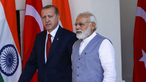 Ҳиндистон бош вазири Нарендра Моди Эрдўғоннинг танқиди сабаб Туркияга сафарини қолдирди