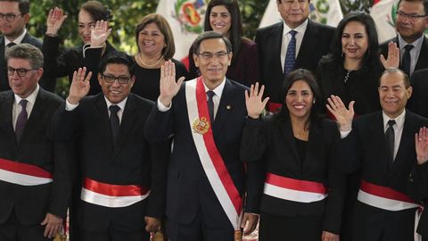 Parlament tomonidan chetlatilgan Peru prezidenti hukumatning yangi tarkibini tasdiqladi
