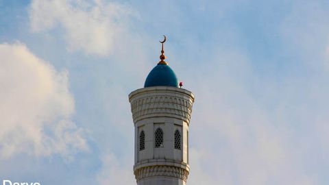 Ўзбекистон мусулмонлари идораси масжидларда азонни овоз кучайтиргичда айтиш тўхтатилгани ҳақидаги хабарларга муносабат билдирди