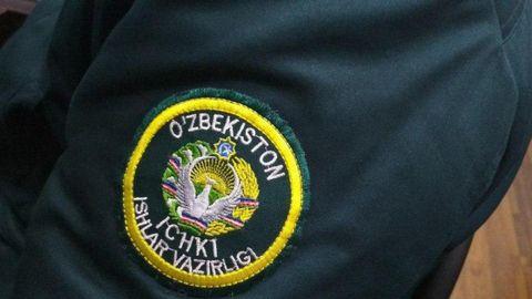 Фарғонада ИИБ ходими хизмат машинасида аёлни уриб юборгани ҳақидаги хабарга муносабат билдирилди