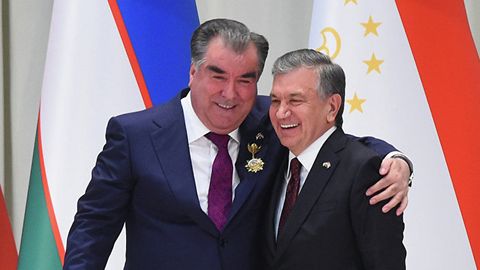 Shavkat Mirziyoyev telefon orqali Emomali Rahmonni tug‘ilgan kuni bilan tabrikladi