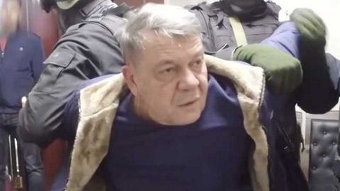 Rossiyada ukasining xotinini o‘ldirishni buyurtma qilgan iste’fodagi general-mayor qo‘lga olindi (video)