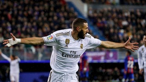 La Liga. “Real” safarda yirik hisobda g‘alaba qozondi, Benzemadan dubl (video)