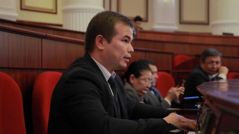 Qonunchilik palatasi deputatlari ta’lim va sog‘liqni saqlashga ajratilgan mablag‘lar o‘zlashtirilmay qolganini tanqid qildi