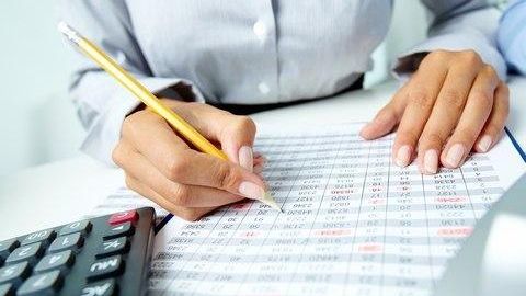 Farg‘onada elektr ta’minoti korxonasi bosh hisobchisi 27 mln so‘mni o‘zlashtirgani aniqlandi