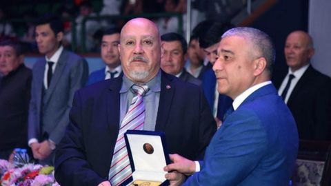 O‘zbekiston vakili Butunjahon yakka kurashlar va jang san’ati federatsiyasiga vitse-prezident etib saylandi