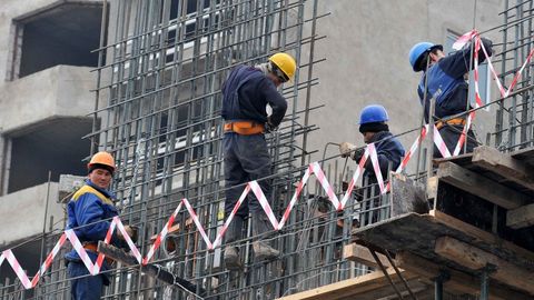 Xorazmda quruvchilarni tok urdi. Ulardan ikki nafari vafot etdi