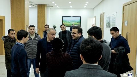 Жаҳонгир Ортиқхўжаев ўзи ҳақорат ва таҳдид қилган журналистлар билан учрашди. Тушунмовчиликка барҳам берилгани маълум қилинди