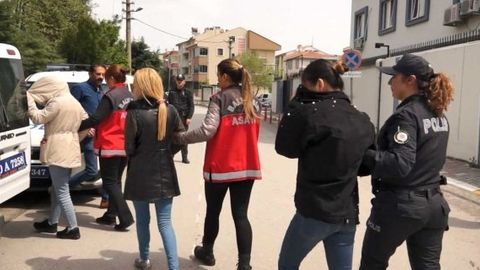 Turkiyada fohishalik qilgan o‘zbekistonlik ayollar qo‘lga olinib, mamlakatdan deportatsiya qilindi