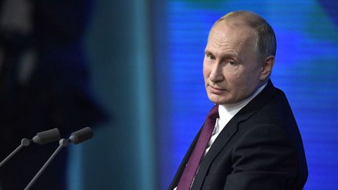 Путин Лениннинг жасадини мавзолейдан олиб чиқиш керак эмаслигини айтди