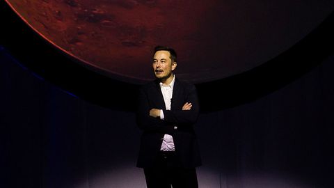 Ilon Mask Marsga parvozlar uchun mo‘ljallangan raketani tez orada ishga tushirishga va’da berdi