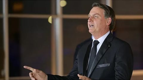 Braziliya prezidenti o‘z uyida yiqilib tushganidan so‘ng kasalxonaga yotqizildi