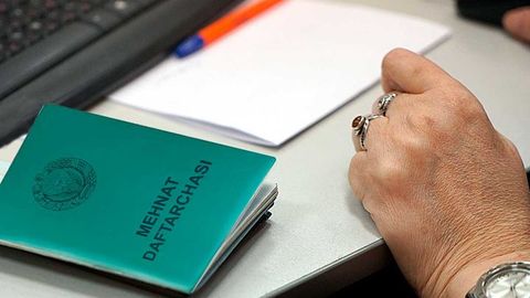 Yangi yildan mehnat daftarchasi va mehnat shartnomasi elektron shaklda to‘ldiriladi