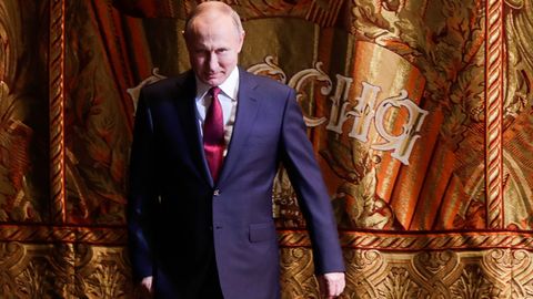 Bloomberg Rossiya dunyodagi ta’sirini kuchaytira olganini Putinning asosiy xizmati deb baholadi