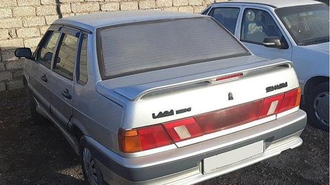 Ангренда мактаб ўқувчисини машина уриб кетди