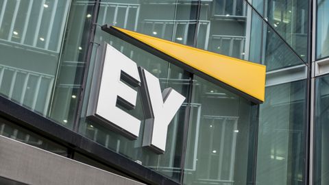Ernst&Young компанияси Ўзбекистон қимматли қоғозлар бозорида консултатив хизматлар кўрсатиш бўйича лицензияга эга бўлди