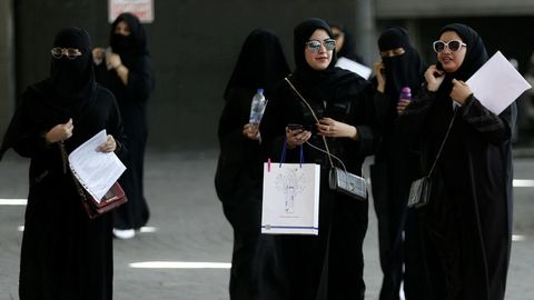 Saudiya Arabistoni “Katta yigirmalik”ga rahbarligi vaqtida ayollar huquqlarini himoya qilish uchun kurashadi