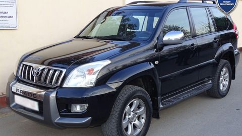 Toshkent viloyatida 19 yoshli yigit Toyota Prado olib qochdi