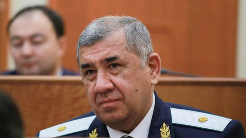 O‘zbekiston bosh prokurori zarurati yo‘q dorilarni ham buyuradigan “tadbirkor” shifokorlar haqida gapirdi