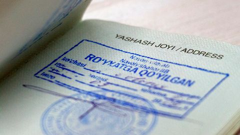 Ichki ishlar vaziri o‘rinbosari: “Uzog‘i bilan 2021-yilgacha propiska masalasi hal etiladi”