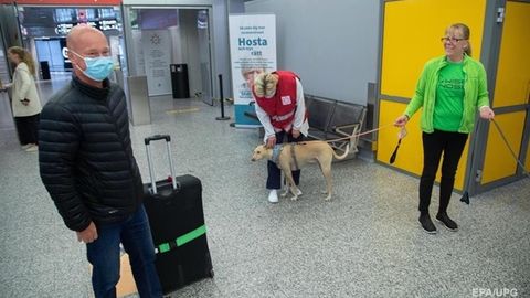 Финляндия коронавируснинг янги штаммлари туфайли сайёҳларнинг мамлакатга ташрифини чеклаб қўйди