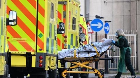 Buyuk Britaniya koronavirus oqibatida vafot etganlar soni 100 mingdan oshgan Yevropadagi birinchi davlat bo‘ldi