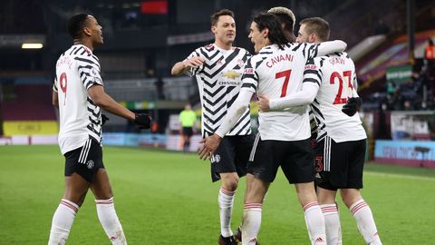 APL. “Manchester Yunayted” navbatdagi 3 ochkoni qo‘lga kiritib yakka peshqadamga aylandi, “Sheffild Yunayted” mavsumdagi ilk g‘alabasini qayd etdi