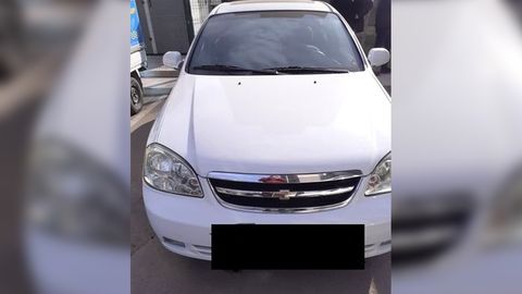 Navoiyda o‘g‘rilik uchun 5 yil qamalib chiqqan shaxs 2 oy o‘tmay IIB xodimi Lacetti’sini olib qochmoqchi bo‘ldi