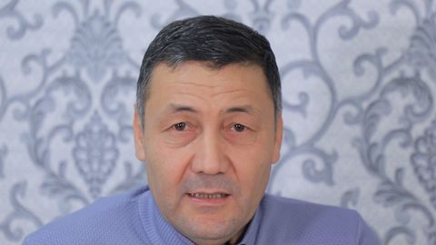 Юзлаб хонандаларга хит қўшиқлар ёзиб берган шоир Мирзо Карим 11 йил деганда уйли бўлди (видео)