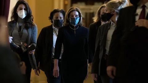 Donald Tramp ikki marta impichment e’lon qilingan birinchi AQSh prezidentiga aylandi. Trampga qarshi 10 nafar respublikachi ovoz berdi