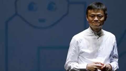 Alibaba асосчиси Жек Ма икки ойдан буён оммага кўриниш бермади. Бундан олдин у Хитой банкларини танқид қилганди