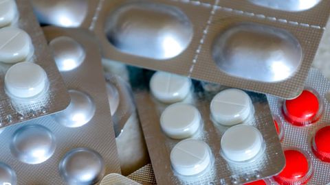 Toshkentdagi dorixonalarning birida kuchli ta’sir qiluvchi dori vositalari noqonuniy ravishda sotilayotgani aniqlandi