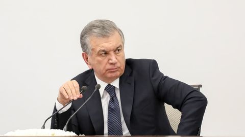Shavkat Mirziyoyev Yunusobod tumanida yechimini kutayotgan eng muhim uchta muammo haqida gapirdi
