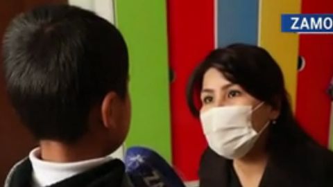«У ўзи ҳамма болаларни уради». Самарқандда калтакланган боғча тарбияланувчиси мудира ҳақида гапирди